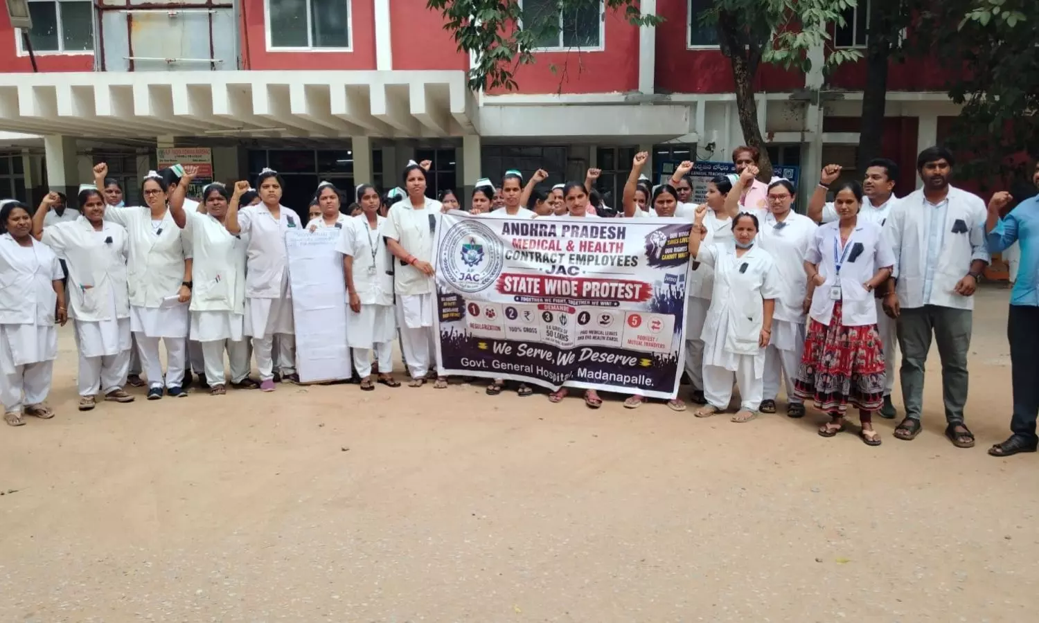 Madanapalle Contract Health Workers Protest For Demands 179509