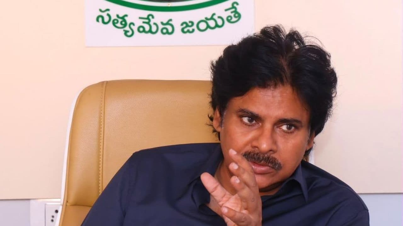 కల్యాణ్ కుమార్ పేరు కాస్త పవన్ కల్యాణ్ గా ఎలా మారింది? అసలు ఈ పేరు పెట్టిందెవరు
