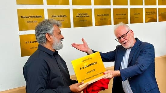 Ss Rajamouli Humbled To Receive Plaque To His Name Alongside Martin Scorsese Clint Eastwood Quentin Tarantino